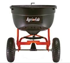 130 LBS Capacity Tow Type Fertilizer Spreader