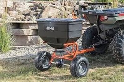 185 LBS Capacity Tow Type Fertilizer Spreader