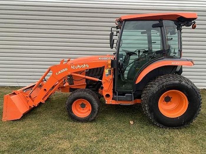 2025 KUBOTA LA555