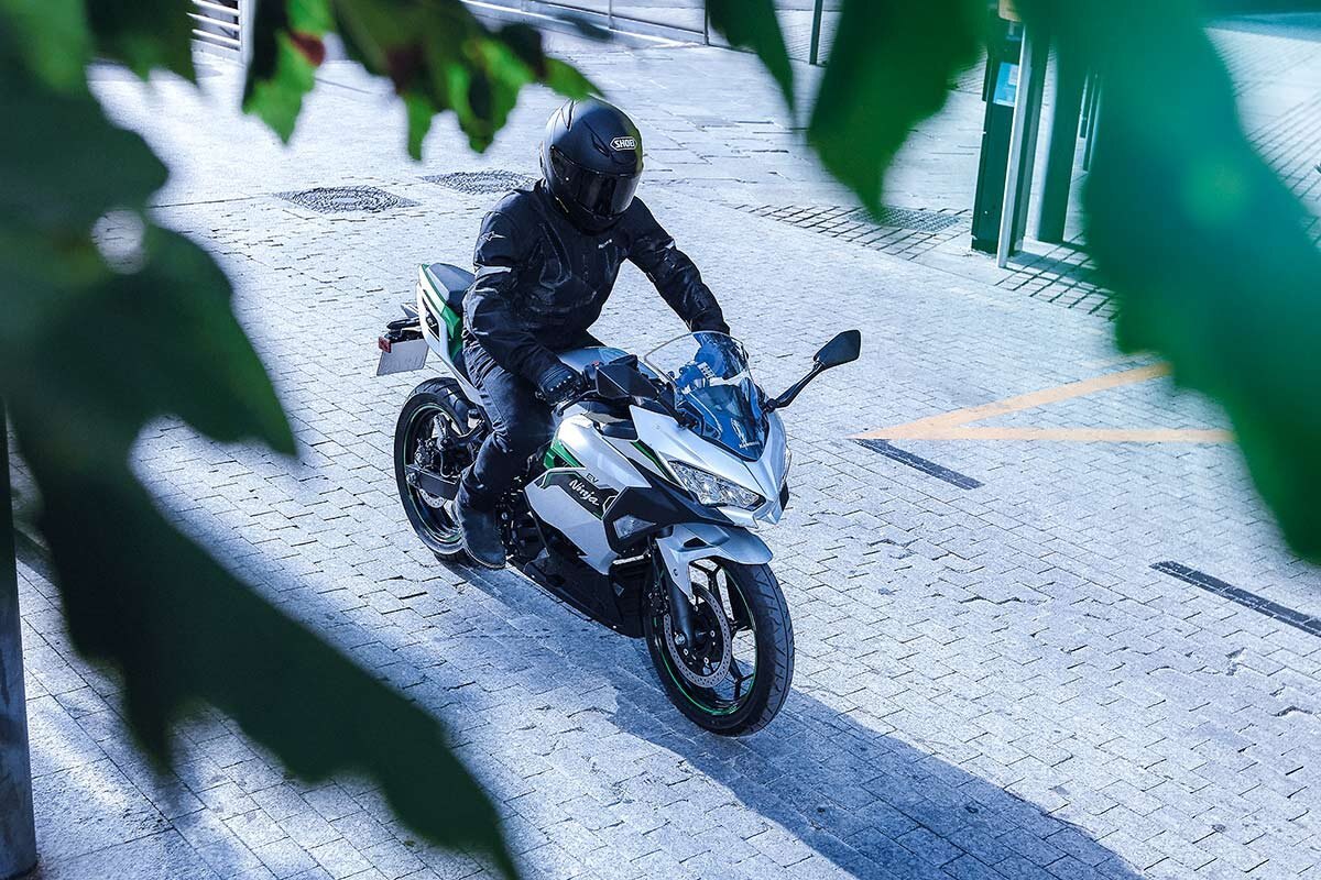 2024 Kawasaki NINJA e 1