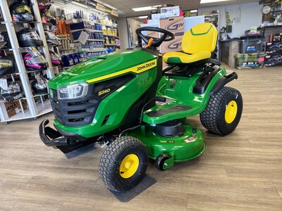 John Deere Z320R ZTrak Mower with 42-in. Deck