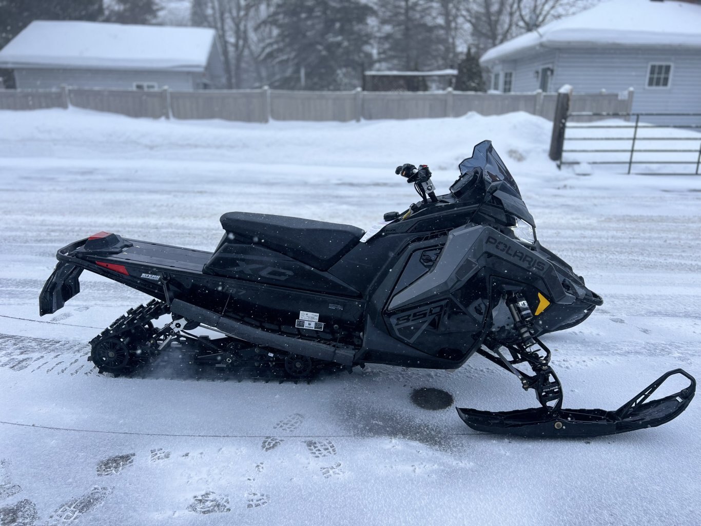 2024 Polaris 850 INDY XC 137 Black 7S