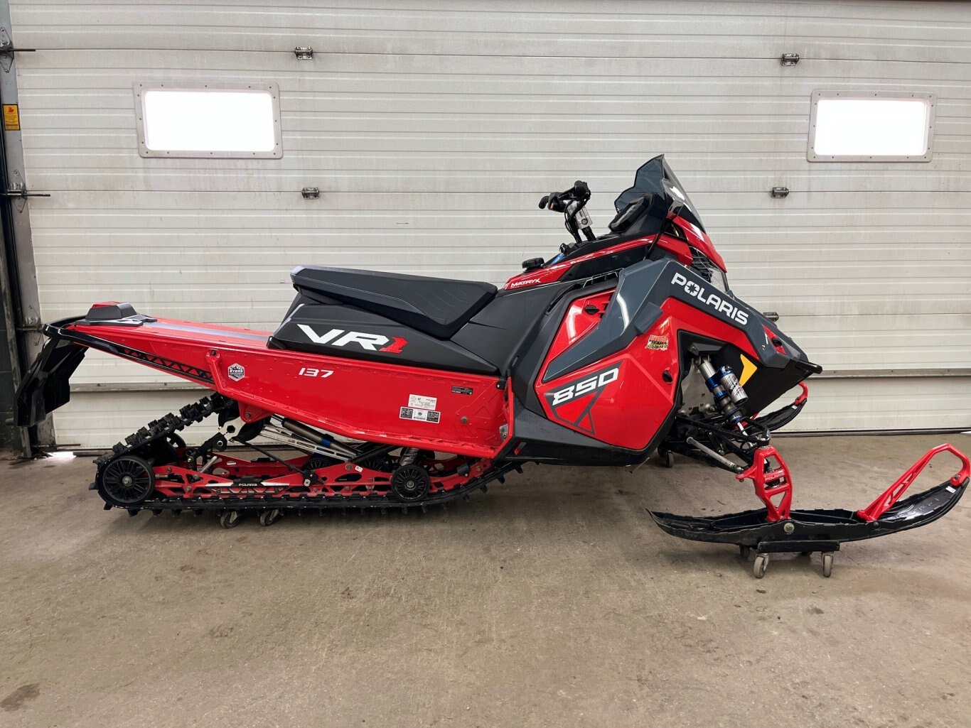 2024 Polaris 850 INDY VR1 137 Demo