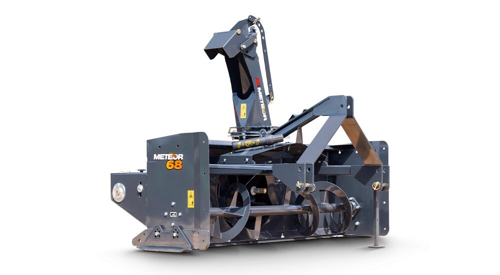 60 METEOR PULLTYPE SNOWBLOWER GREEN