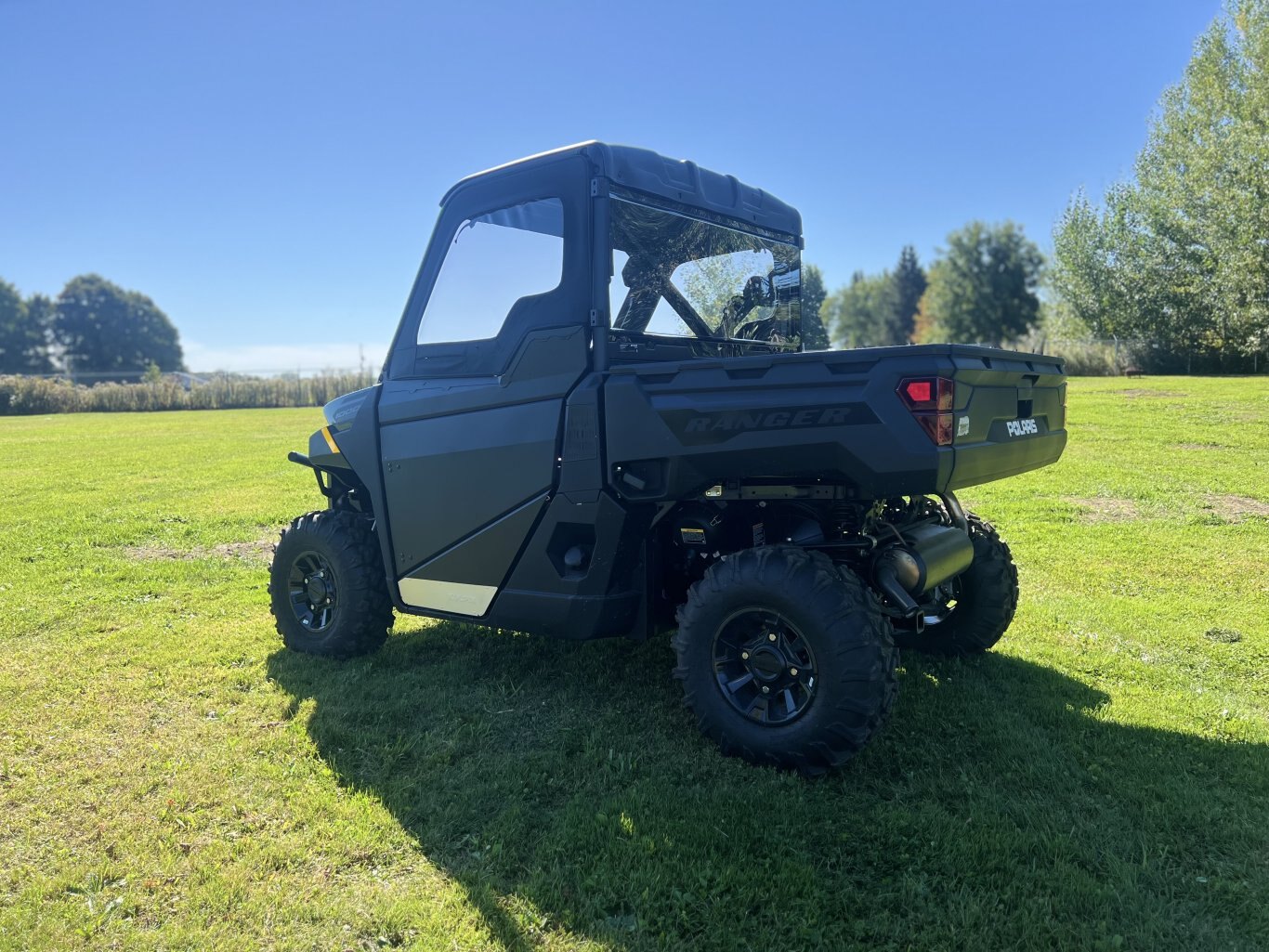 2024 Polaris RANGER 1000 PREMIUM GRANITE GRAY w/ Cab, Winch