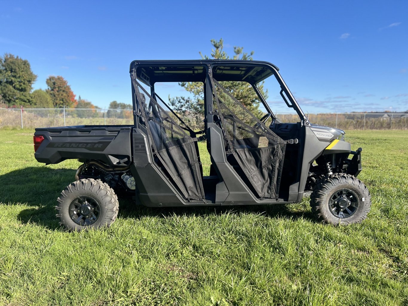 2025 Polaris RANGER CREW 1000 PREMIUM GRANITE GRAY