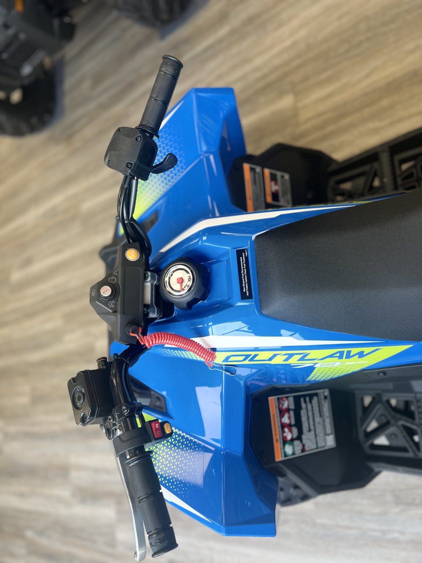 2025 Polaris OUTLAW 70 EFI VELOCITY BLUE / LIFTED LIME