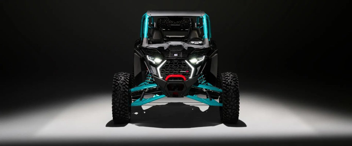 2025 Polaris RZR Pro R 4 Ultimate Black Crystal / Radiant Green