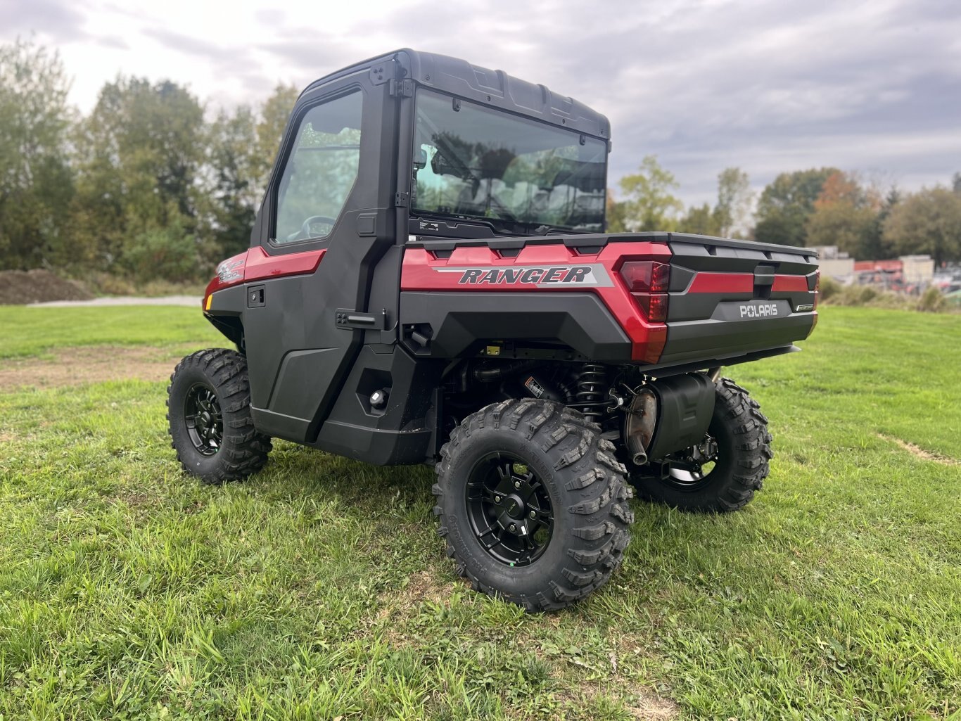 2025 Polaris RANGER XP 1000 NORTHSTAR PREMIUM+ SUNSET RED