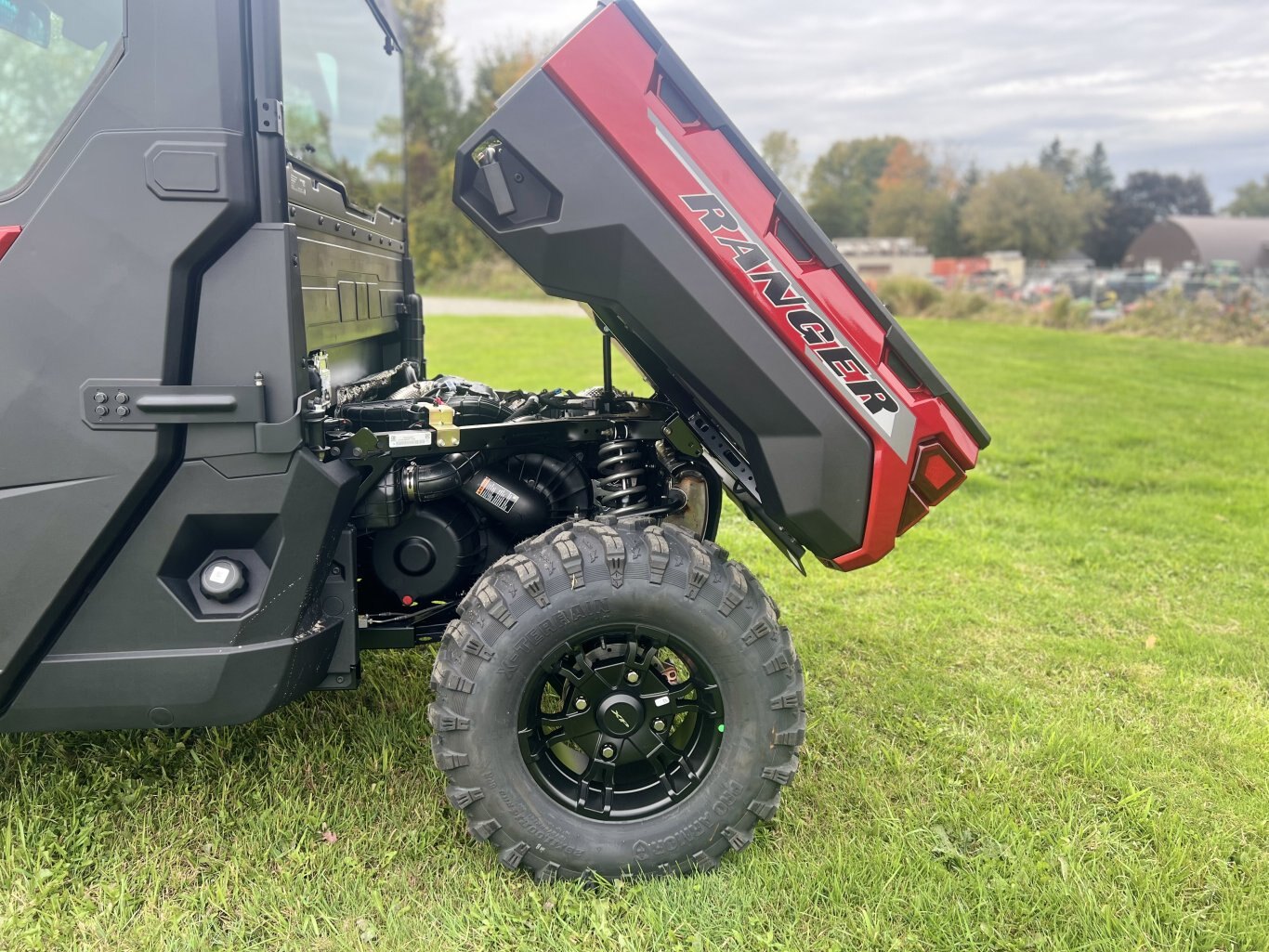 2025 Polaris RANGER XP 1000 NORTHSTAR PREMIUM+ SUNSET RED