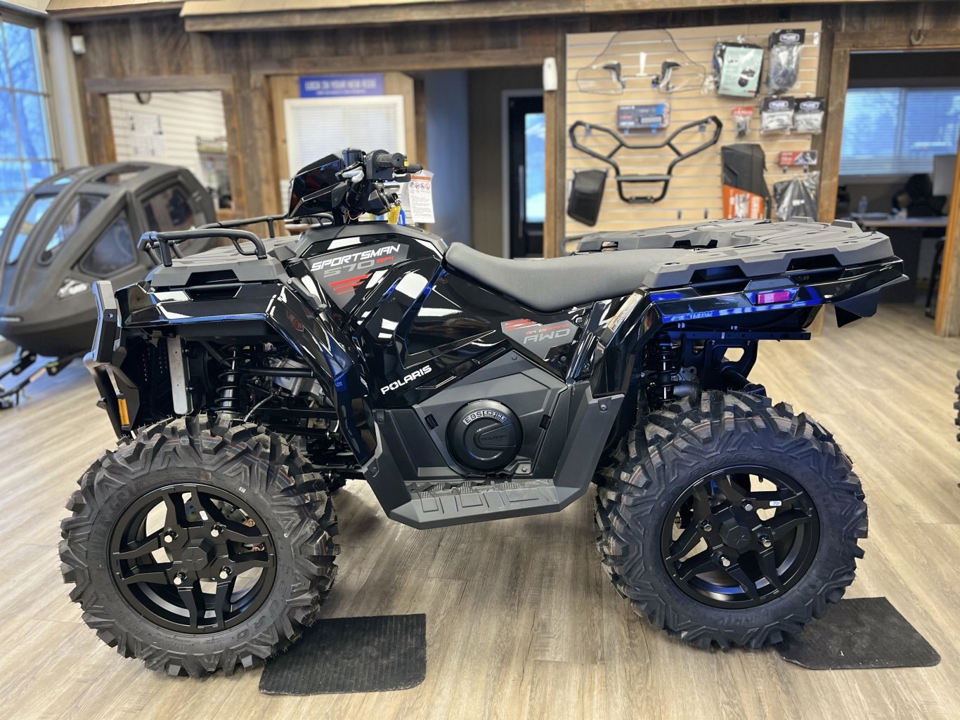 2025 Polaris Sportsman 570 Trail Onyx Black