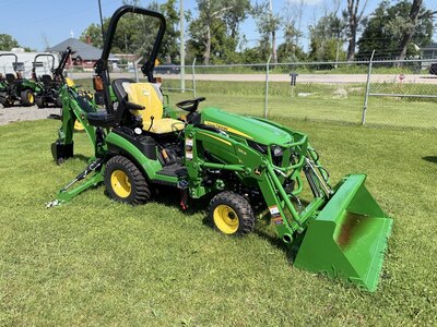 John Deere 1025R Tractor Loader Backhoe