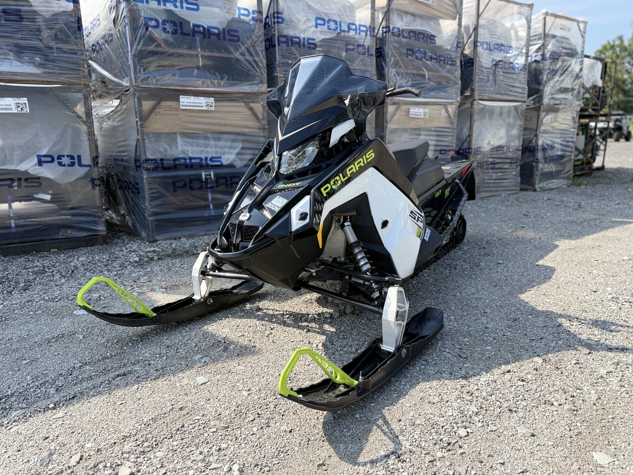 2026 Polaris PROSTAR S4 INDY SP 137 White Lightning Demo