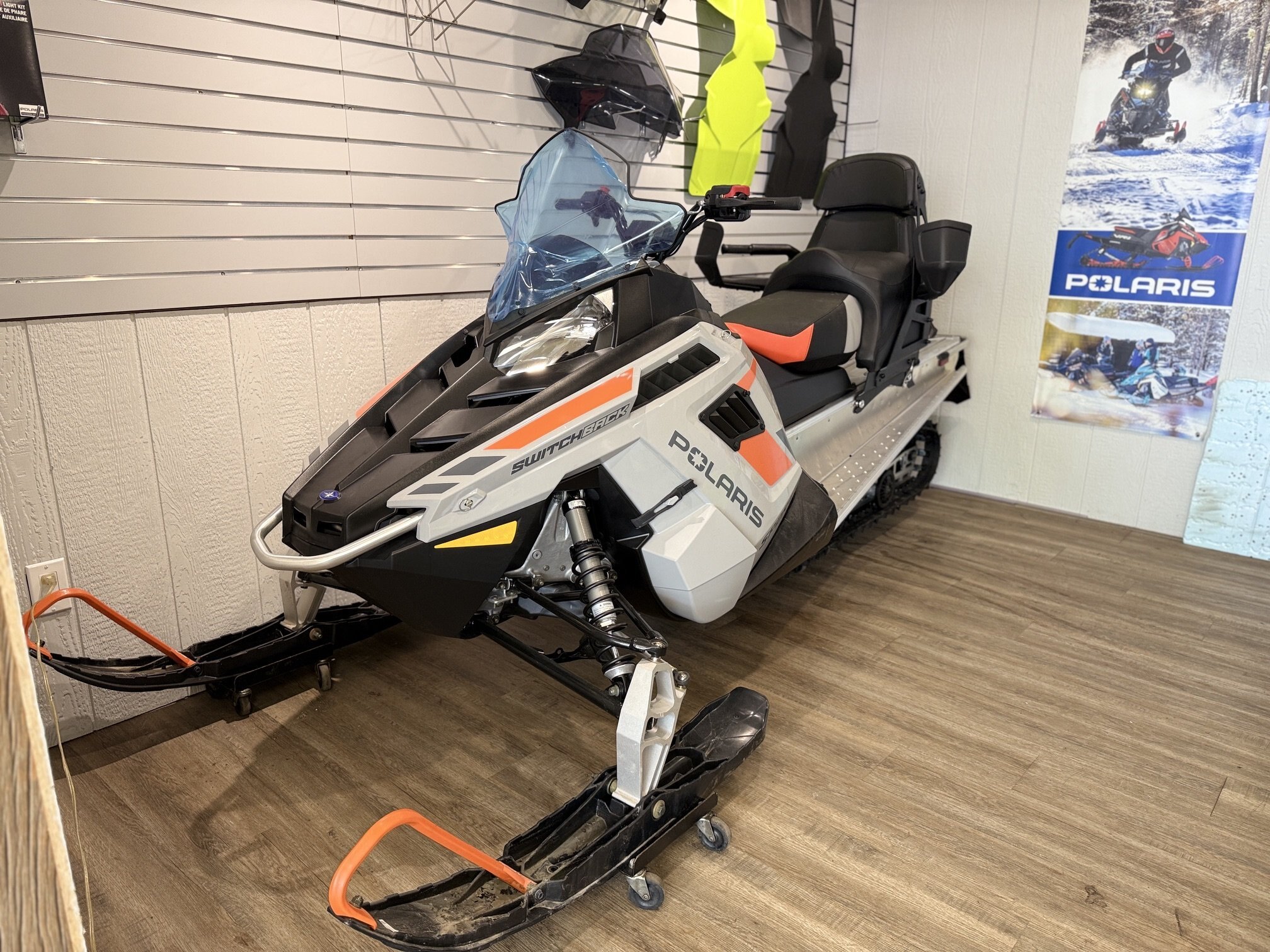 2025 Polaris 550 SWITCHBACK SPORT 144 w/ 2 up Seat