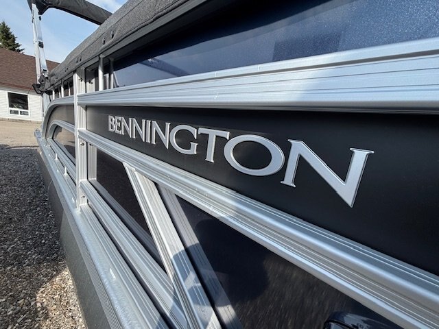2025 Bennington 20SVL