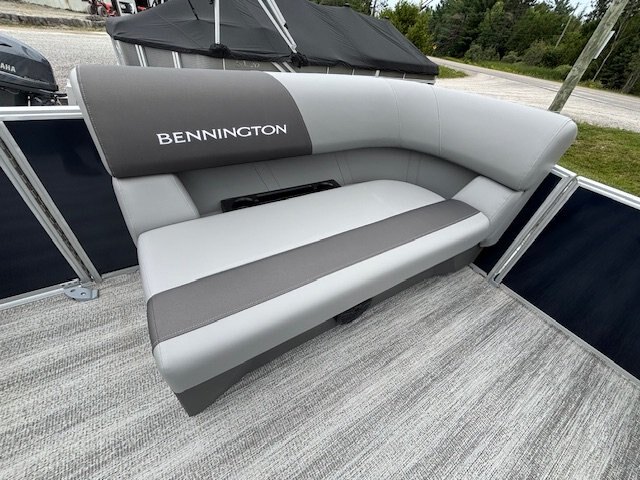 2025 Bennington 20SVL
