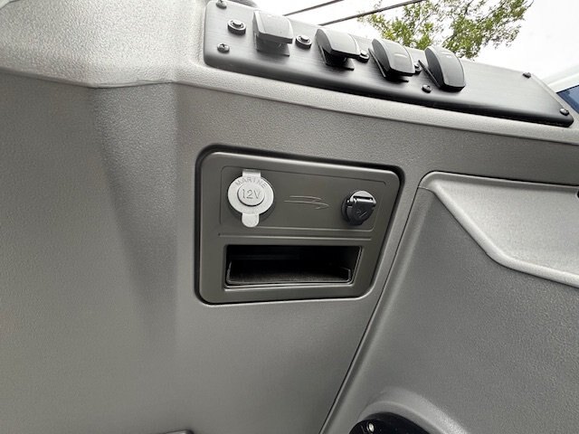 2025 Bennington 20SVL