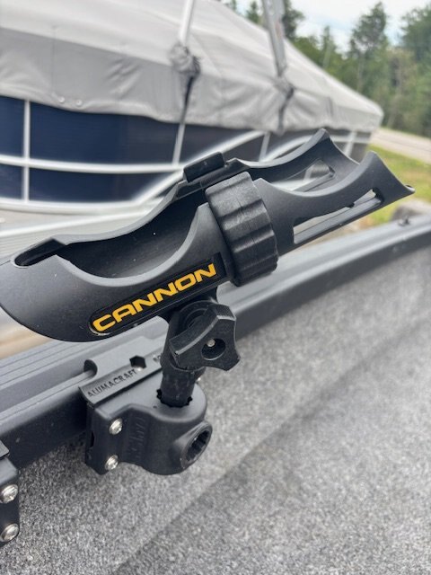 2022 Alumacraft Escape 165CS