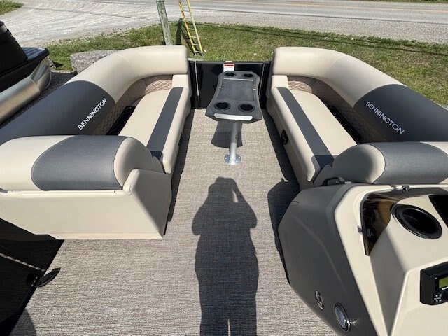 2026 Bennington 21SSB