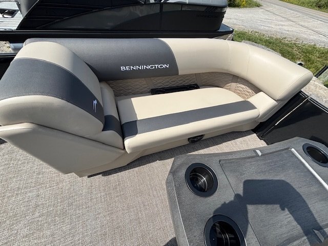 2026 Bennington 21SSB