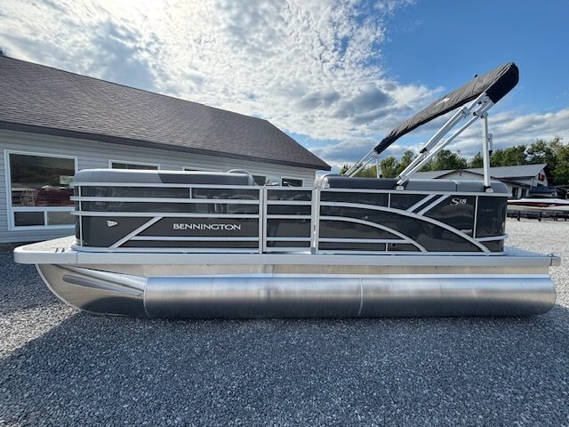 2026 Bennington 18SVL