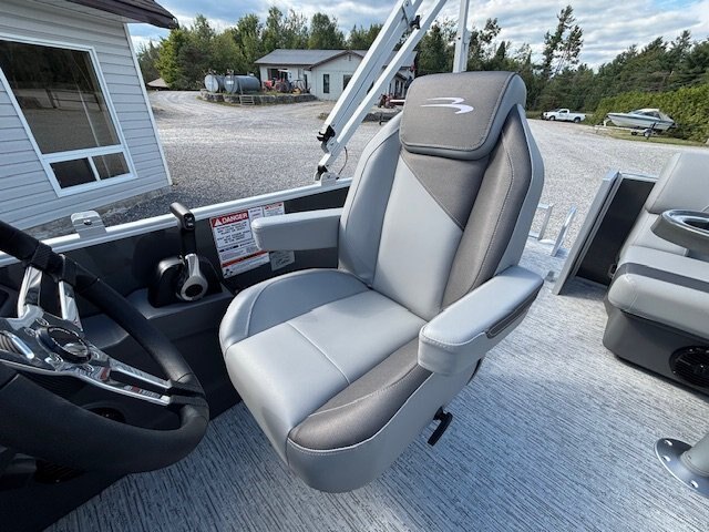 2026 Bennington 18SVL