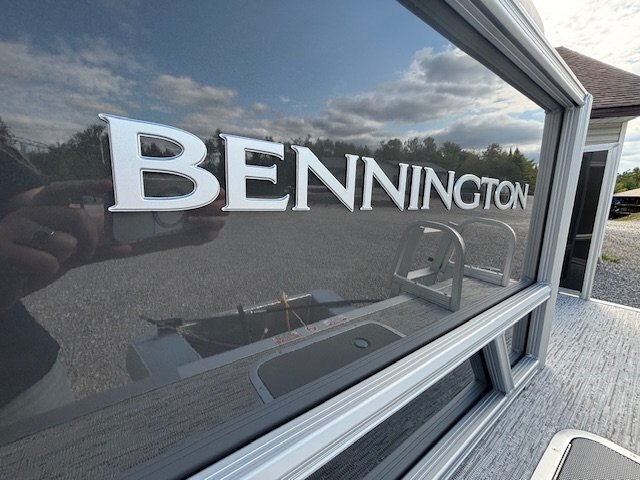 2026 Bennington 18SVL