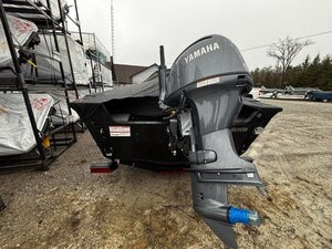 2026 Alumacraft Escape 165 Tiller NIGHTFALL BLACK