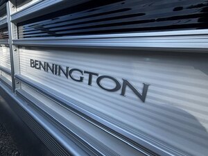 2027 Bennington 20SSR