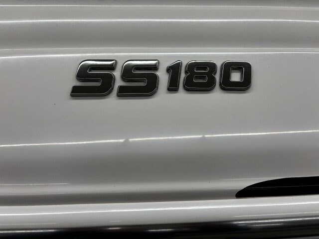 2011 Four Winns 180SS