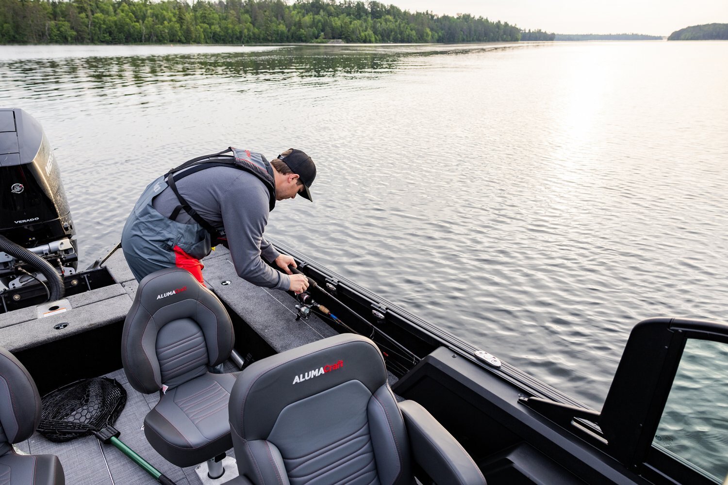 2027 Alumacraft Competitor 210X Sport