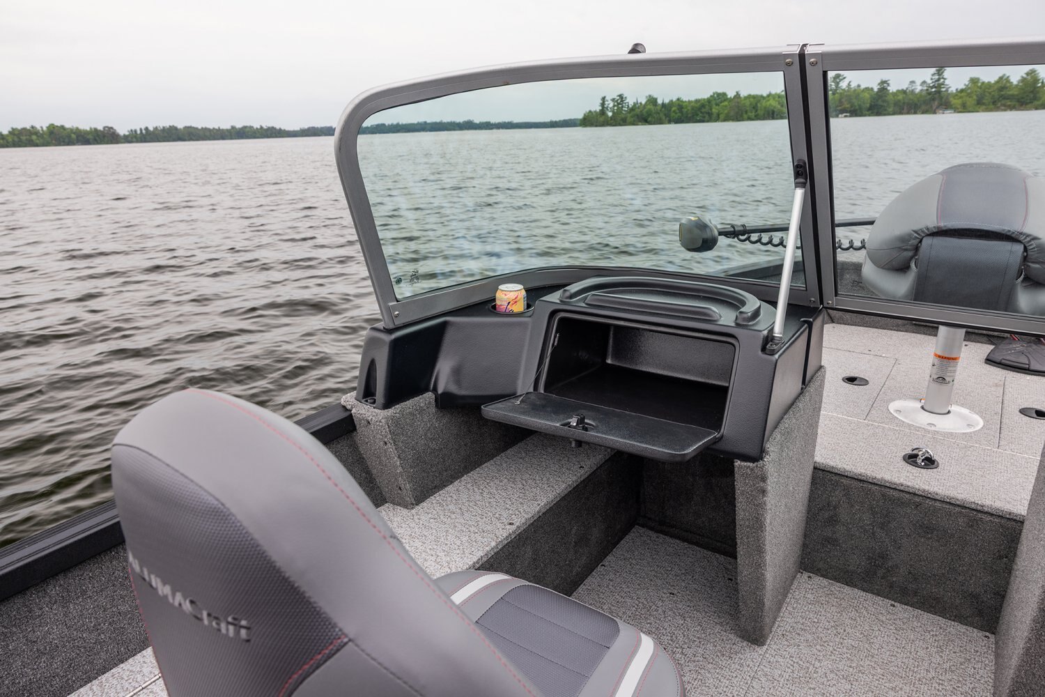 2027 Alumacraft Classic 165 Sport