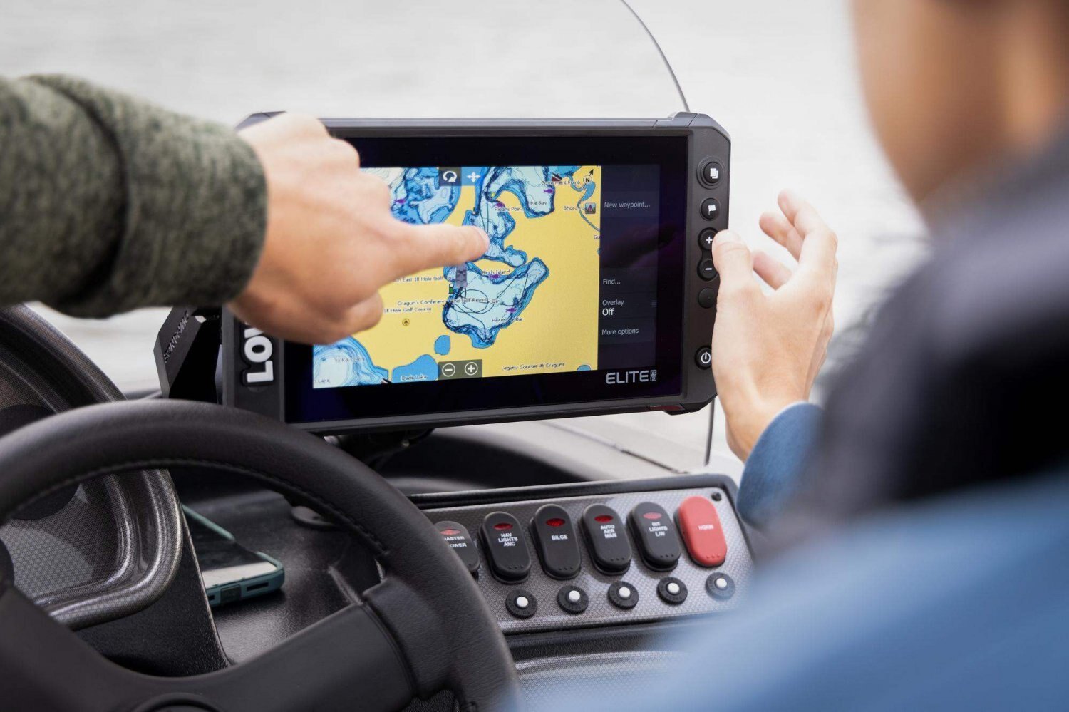 2027 Alumacraft Classic 165 Side Console