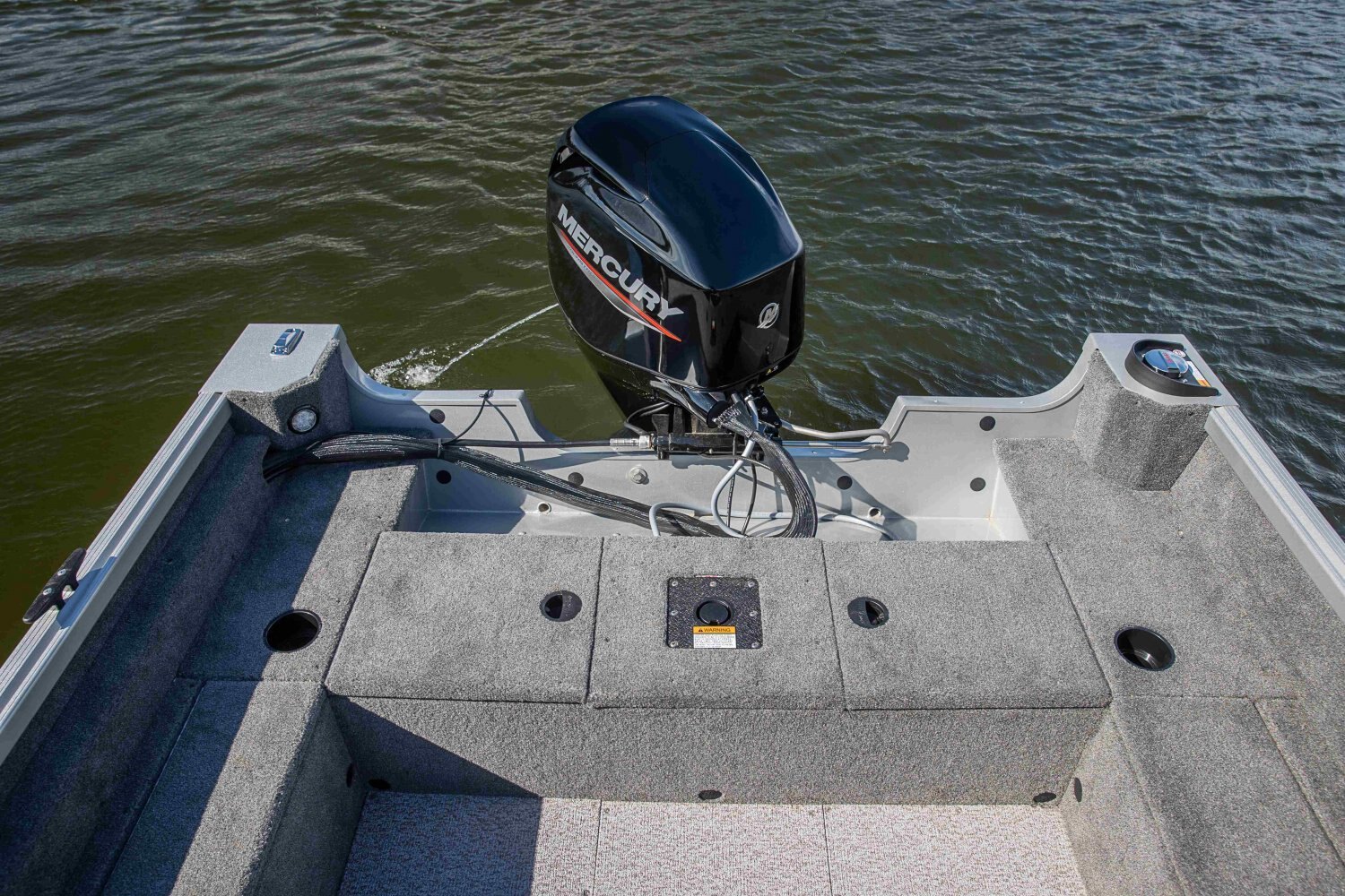 2027 Alumacraft Classic 165 Side Console