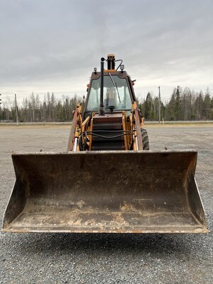 580SE 2 wheel drive Case Backhoe