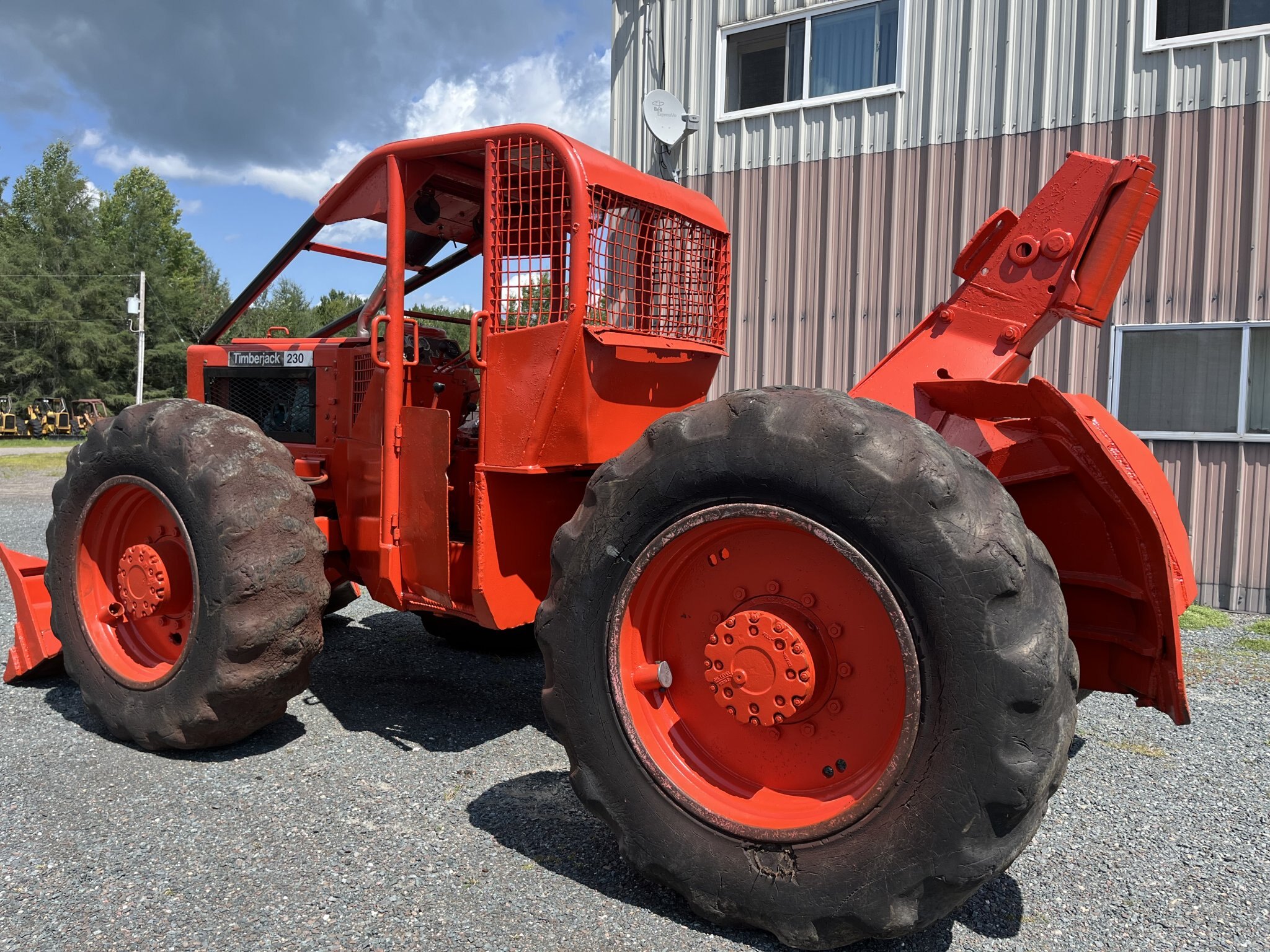 230D Timberjack Skidder