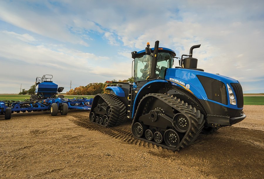 New Holland T9 with PLM Intelligence™ T9.565 Wheeled and SmartTrax™