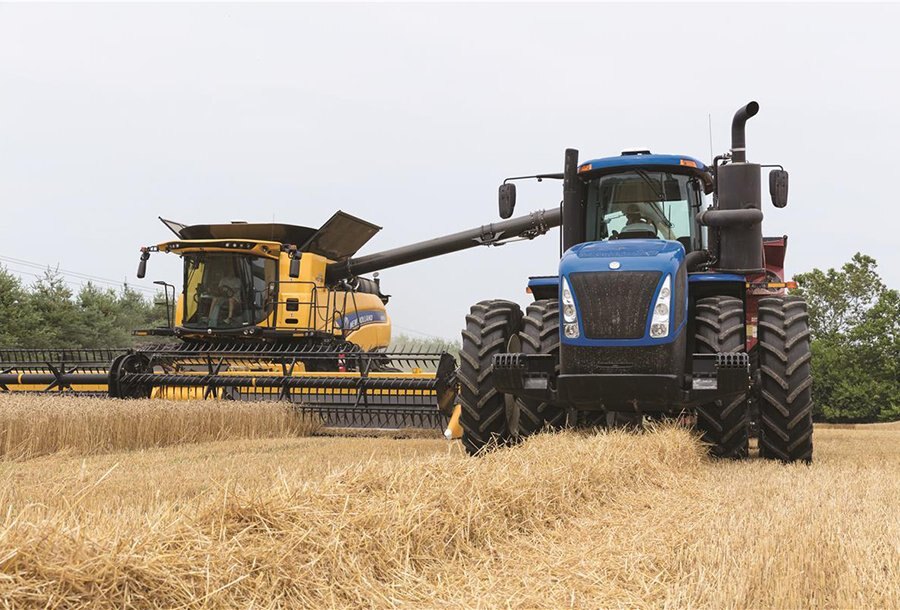 New Holland T9 with PLM Intelligence™ T9.600 Wheeled and SmartTrax™