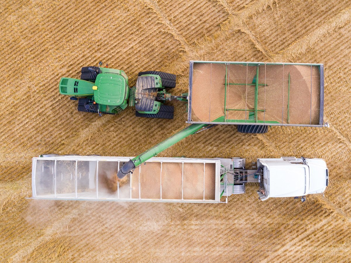 Brandt 1520XT Grain Cart