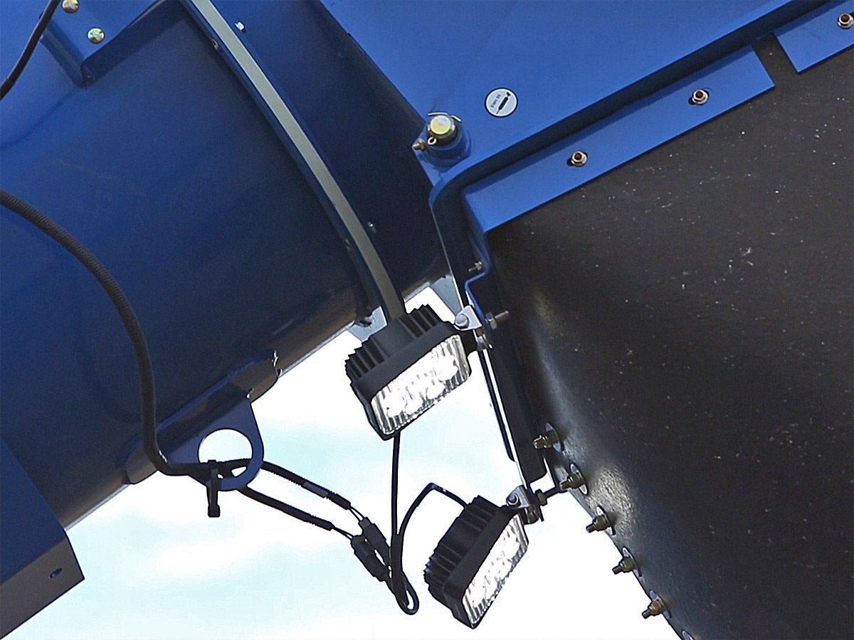 Brandt 1122DXR Grain Cart