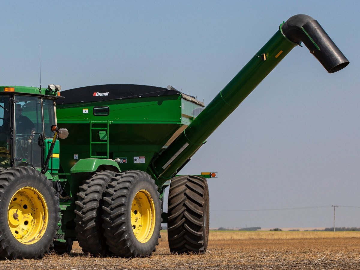 Brandt 1120XR Grain Cart