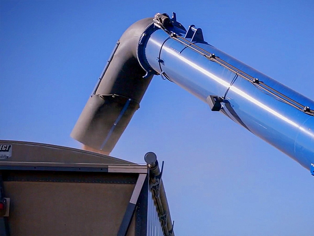 Brandt 1120XR Grain Cart