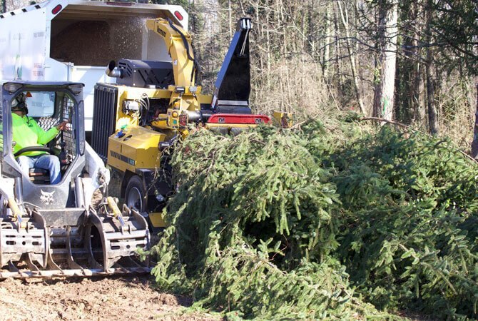 Vermeer AX17 Brush Chipper