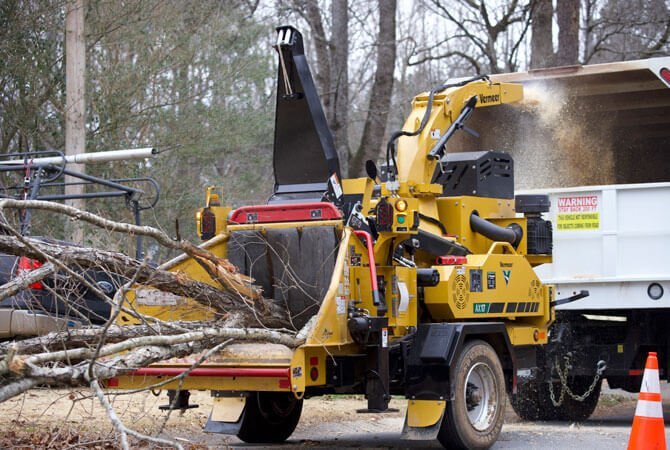 Vermeer AX17 Brush Chipper