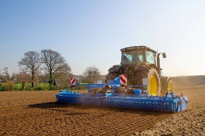 Lemken Zirkon 12/ 300
