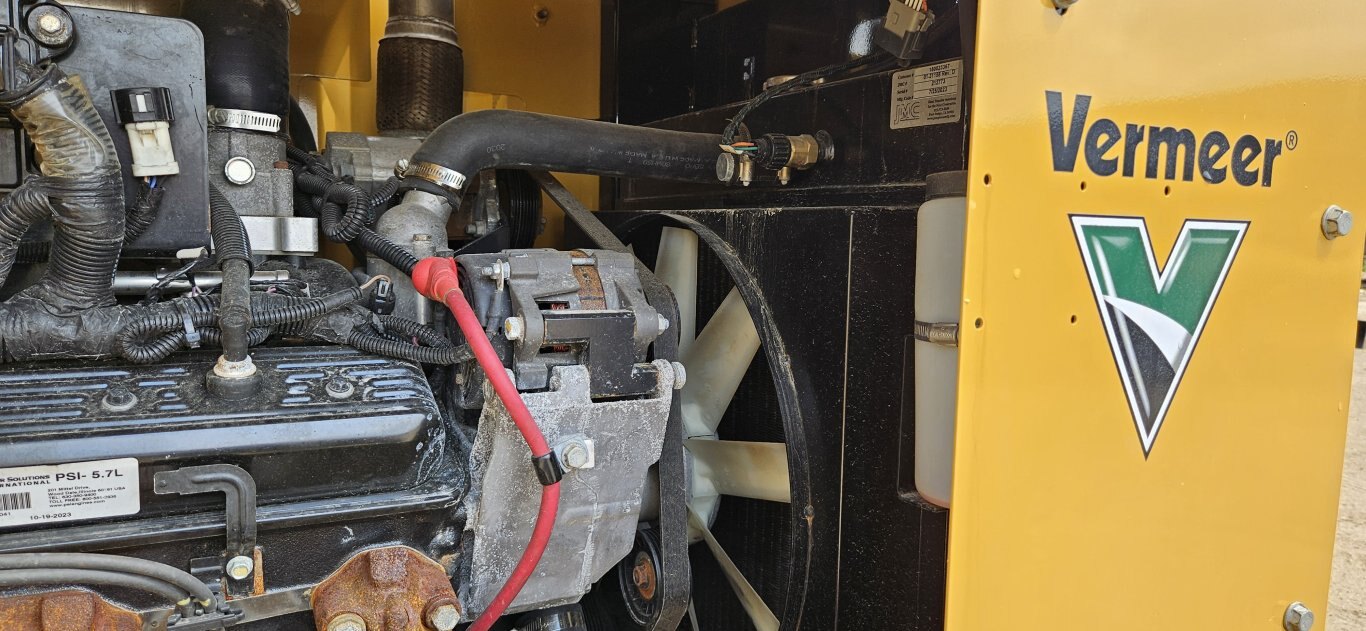 Vermeer BC1800XL GAS BRUSH CHIPPER