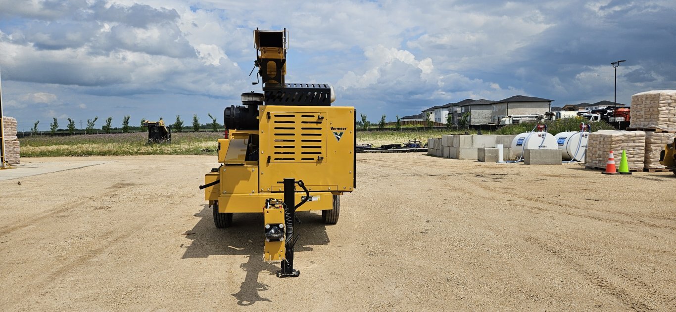 Vermeer BC1800XL GAS BRUSH CHIPPER