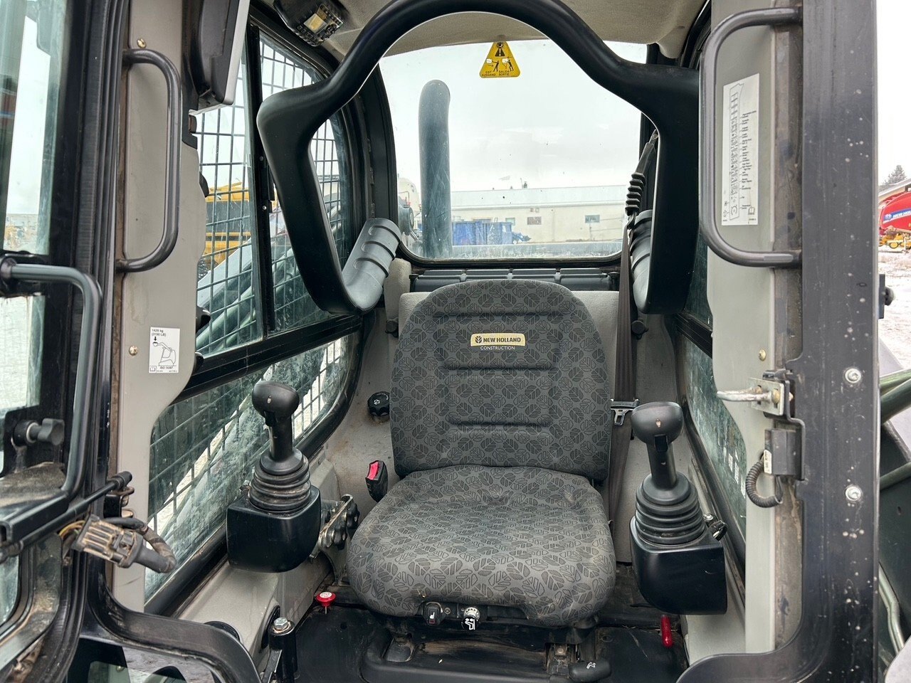 2020 C345 New Holland Skidsteer