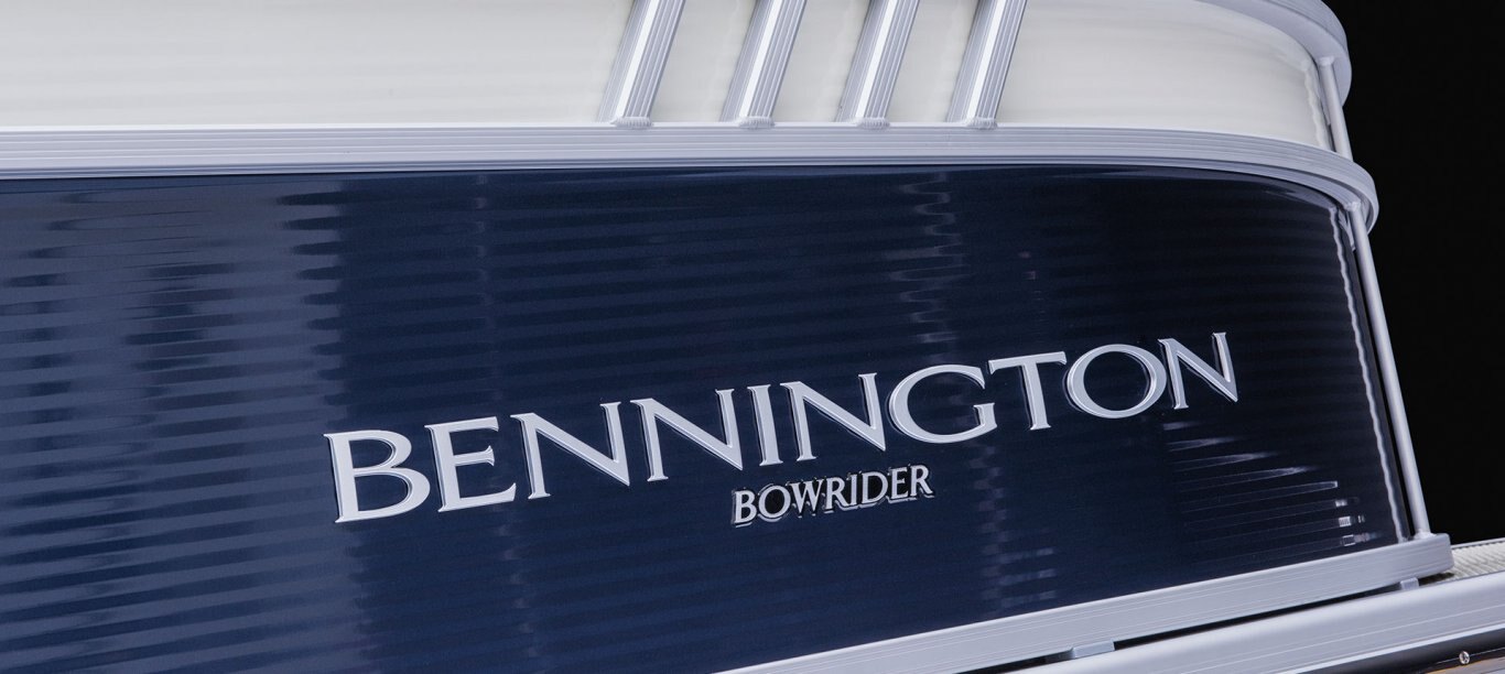 Bennington L Bowrider