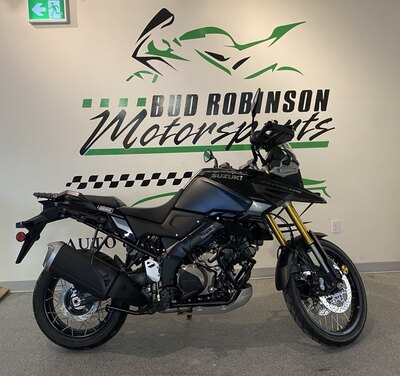 2023 Suzuki V-STROM 1050DE Glass Sparkle Black / Metallic Mat Black (IN STOCK) LAST ONE!!